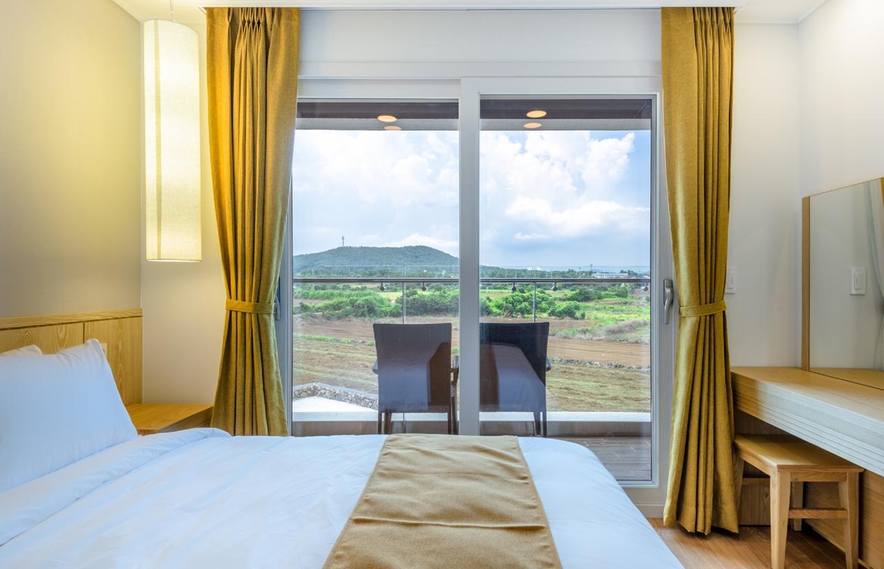 Thira Hotel Seogwipo Dış mekan fotoğraf