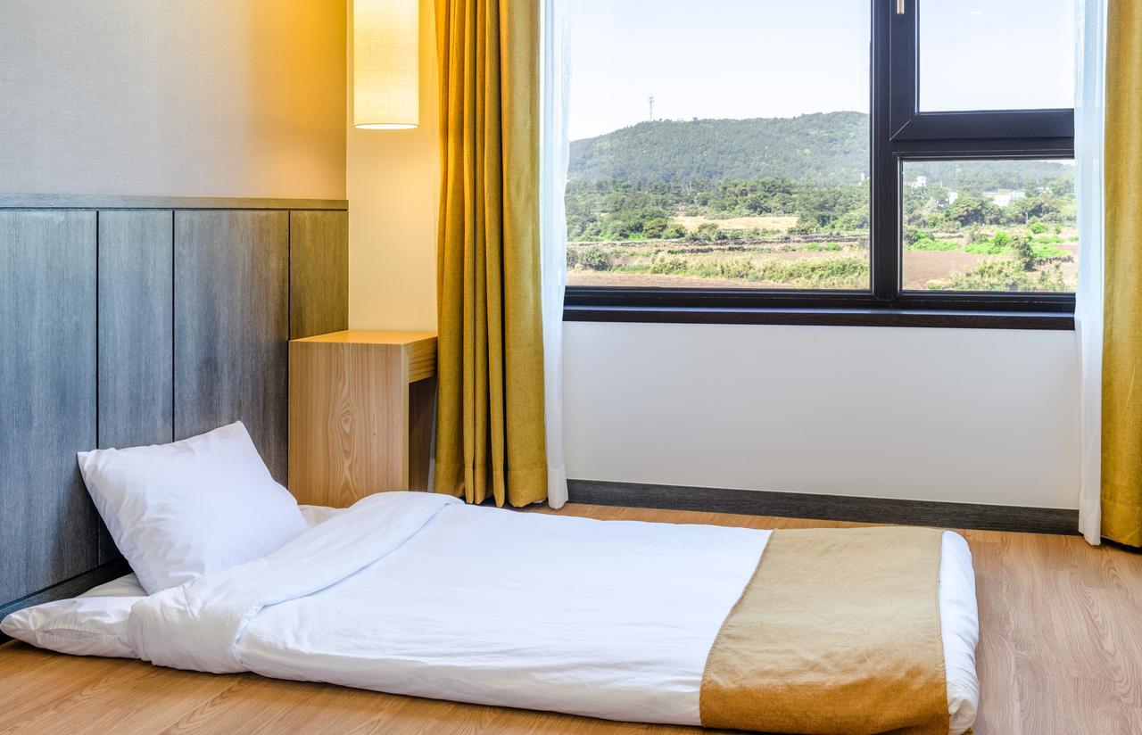 Thira Hotel Seogwipo Dış mekan fotoğraf